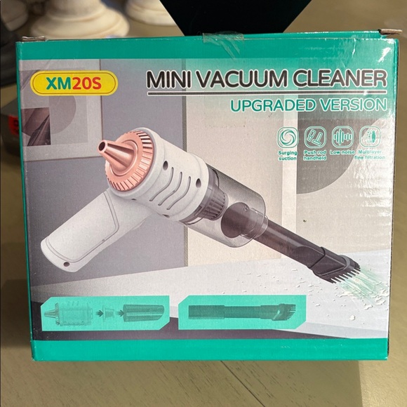 Mini Vacuum Cleaner - Blue - Picture 2 of 3